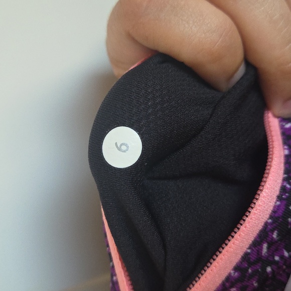Lululemon Black And Purple Size 6 Leggings - Picture 4 of 7